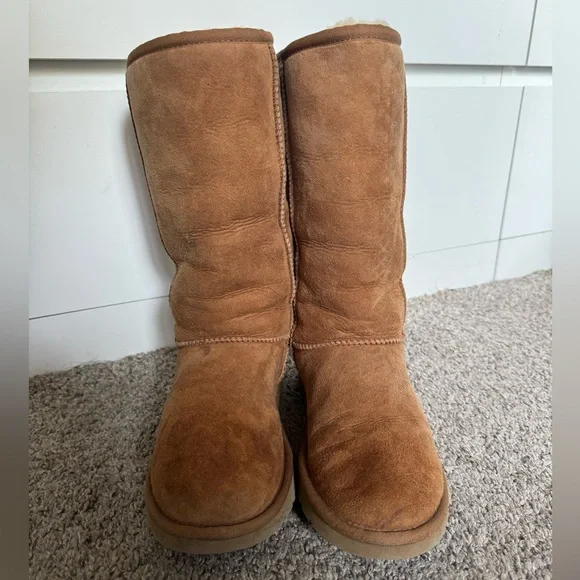 Ugg boots Tall - Picture 2 of 4